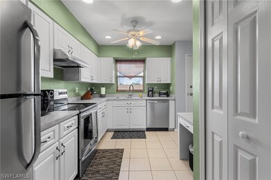 838 SW 47th Terrace unit B202, Cape Coral, FL 33914 - photo 4