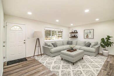 2578 N Carmelo Ln, La Porte, IN 46350 - photo 2