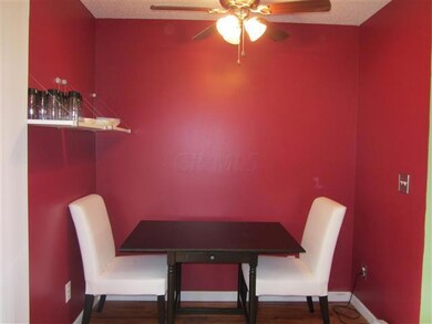 813 Pine Way Condo 021 (Small)