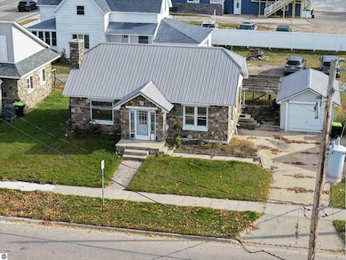 106 S Valley St, West Branch, MI 48661 - photo 2