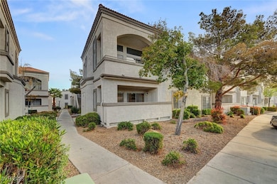 Welcome Home to your First Floor 2 Bedroom, Corner