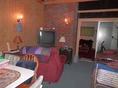 142 Swallow Ct, Bushkill, PA 18324 - photo 6