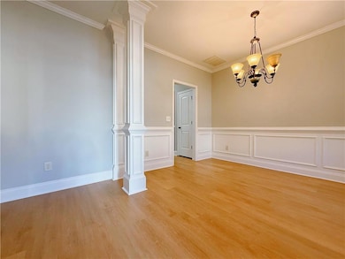 636 Royal Crest Ct, Canton, GA 30115 - photo 3