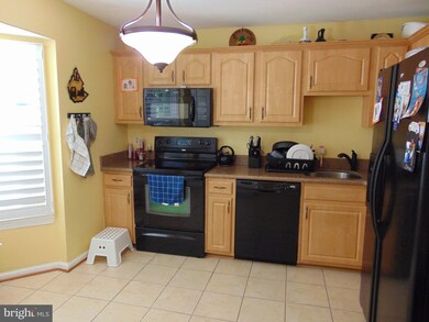 16210 Taconic Cir unit 115A, Dumfries, VA 22025 - photo 7