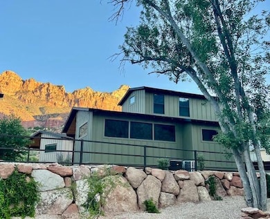 1775 Zion Park Blvd unit 3, Springdale, UT 84767 - photo 4