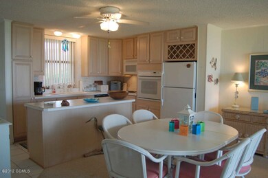 2305 Ft MacOn Rd W unit 108, Atlantic Beach, NC 28512 - photo 3