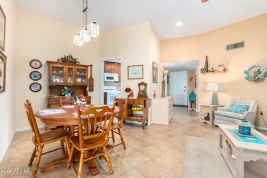 14035 N Palm Ridge Dr W unit 17H, Sun City, AZ 85351 - photo 6