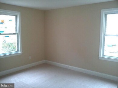 5441 Taylor St, Bladensburg, MD 20710 - photo 2