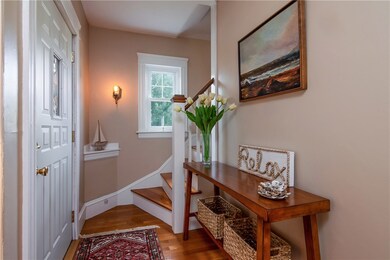 276 Fair St, Warwick, RI 02888 - photo 4