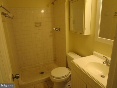 1472 Lowell Ct, Crofton, MD 21114 - photo 7