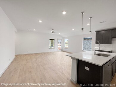 4608 W 47th St, Broken Arrow, OK 74011 - photo 6