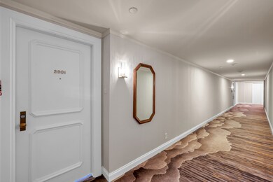 1111 Caroline St unit 2901, Houston, TX 77010 - photo 7