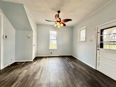 2412 N 13th St, Terre Haute, IN 47804 - photo 3