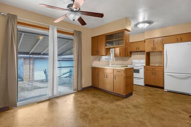 9-web-or-mls-3770-kinsey-dr