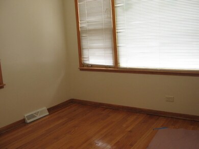 2750 N Linder Ave, Chicago, IL 60639 - photo 3