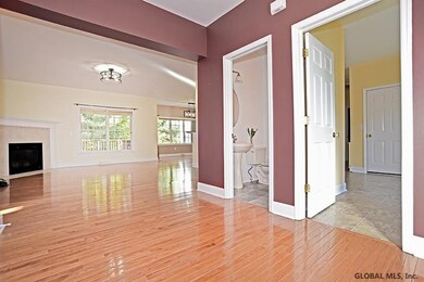 19 Stablegate Dr, Clifton Park, NY 12065 - photo 4