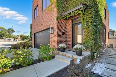 249 E Greenwood Ave, Columbus, OH 43201 - photo 6