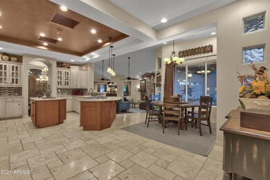 SPACIOUS EAT-IN KITCHEN