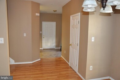 2001 Braley Point Ct, Odenton, MD 21113 - photo 3