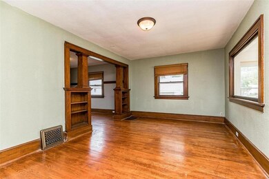 716 10th St NW, Cedar Rapids, IA 52405 - photo 6