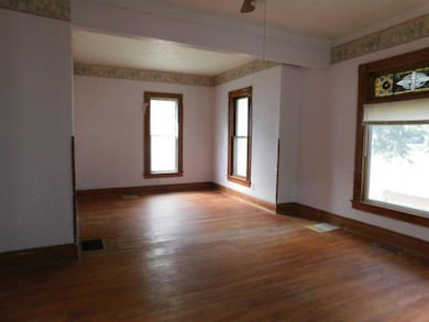 712 West St, Shenandoah, IA 51601 - photo 4