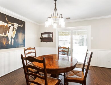 1017 Hicks St, Tomball, TX 77375 - photo 5