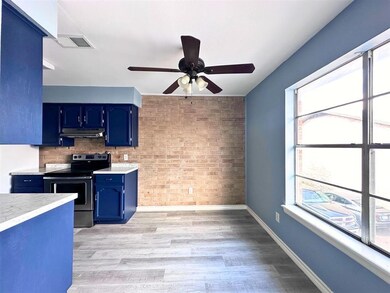 4902 Marcella Ave unit 120, Laredo, TX 78041 - photo 3