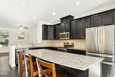 510 N Tunstall Ave, Apex, NC 27502 - photo 7