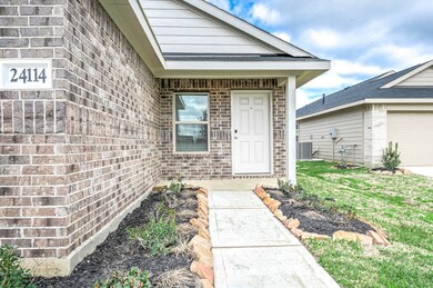 24114 Wandering Brook Dr, Hockley, TX 77447 - photo 4