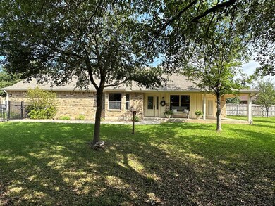 1716 Cherrywood Dr, Fredericksburg, TX 78624 - photo 5