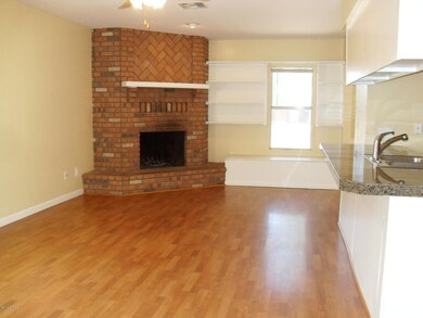 1st St Family Room (2)