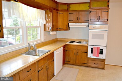 3 Glyndon Ct, Reisterstown, MD 21136 - photo 5