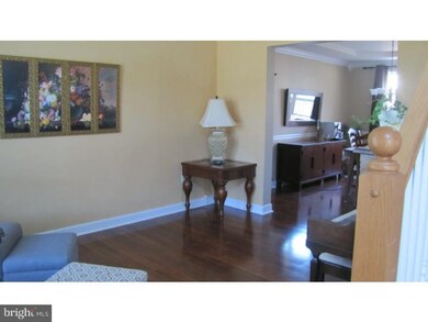 1013 Shilo St, Reading, PA 19605 - photo 5