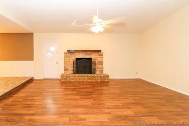 2316 W Fulton St, Broken Arrow, OK 74012 - photo 2