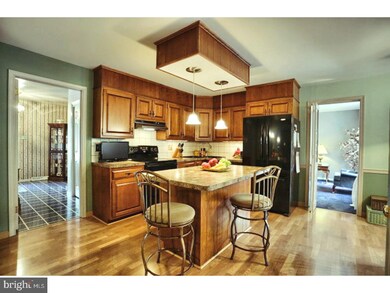 703 Broadcasting Rd, Reading, PA 19610 - photo 2