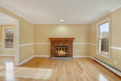 19 Butternut Cir, Holden, MA 01520 - photo 6