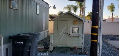 880 N Lake St unit 55, Hemet, CA 92544 - photo 4