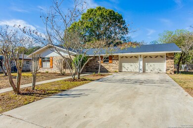 1369 Poppy Ln, New Braunfels, TX 78130 - photo 2