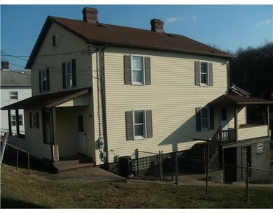 54 Maple St, Muse, PA 15350 - photo 3