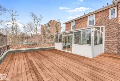 Dogwood Close Townhomes unit B11B14, Bronx, NY 10471 - photo 7