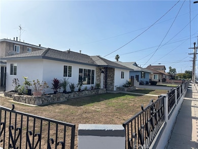 700 W E St, Wilmington, CA 90744 - photo 2