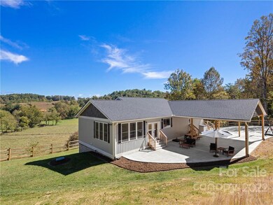 24 Merrell Rd, Leicester, NC 28748 - photo 7