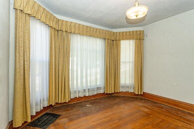 423 E Howard St, Colfax, IA 50054 - photo 6