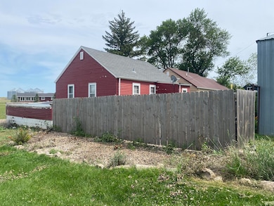 fence/house