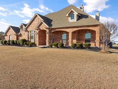 112 Blacktail Ln, Azle, TX 76020 - photo 2