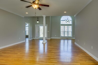 14 ft ceilings in the entry and dining room