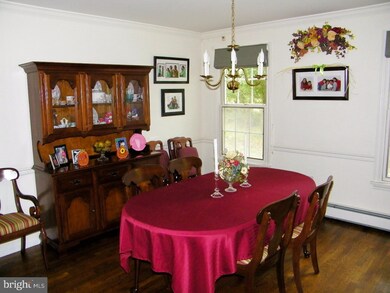 727 N Wales Rd, North Wales, PA 19454 - photo 6