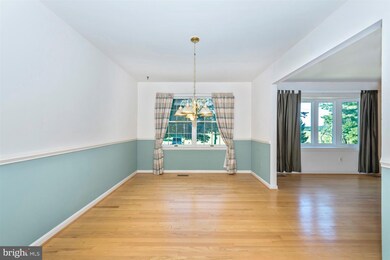 14437 Lewisdale Rd, Clarksburg, MD 20871 - photo 5