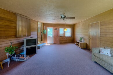 54 White Oaks Dr, Feeding Hills, MA 01030 - photo 3