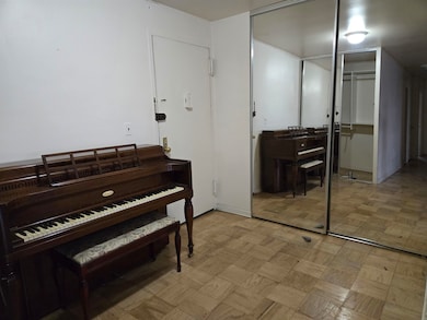 The Versailles unit 15D, West New York, NJ 07093 - photo 7